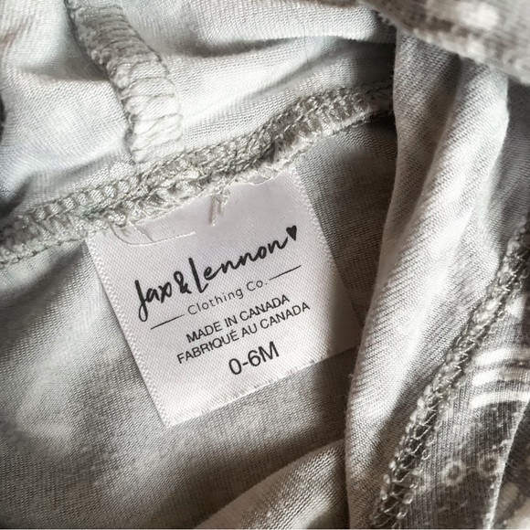 Jax & Lennon 🇨🇦 • Long Sleeved Hooded Top - Picture 6 of 6